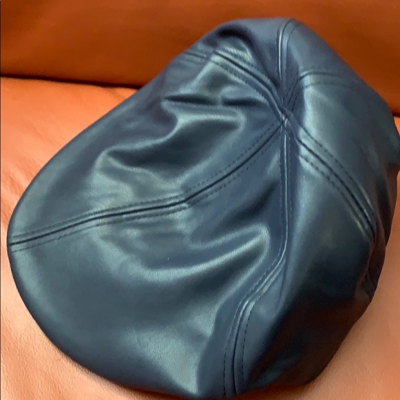 Cap. - Picture 3 of 4